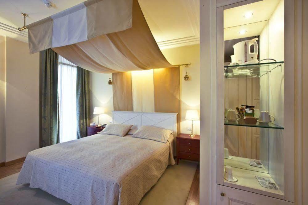 Rizzi Aquacharme Hotel & Spa Boario Terme Exterior foto